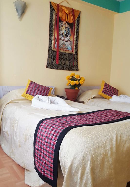 Simrika Homes Bed And Breakfast Kathmandu Phòng bức ảnh