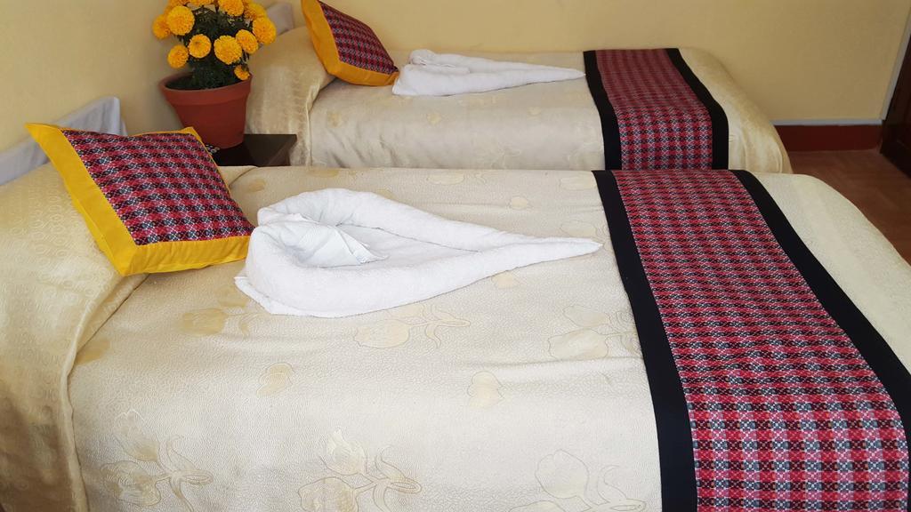 Simrika Homes Bed And Breakfast Kathmandu Phòng bức ảnh