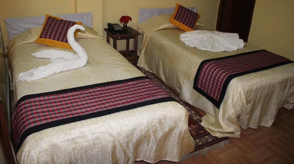 Simrika Homes Bed And Breakfast Kathmandu Phòng bức ảnh